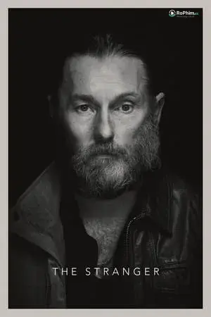 Người Lạ Lén Lút